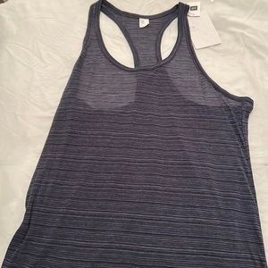 Gap Fit performance tank top Medium